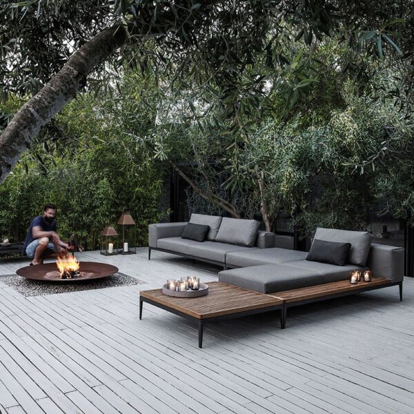 Modern outdoor patio deals