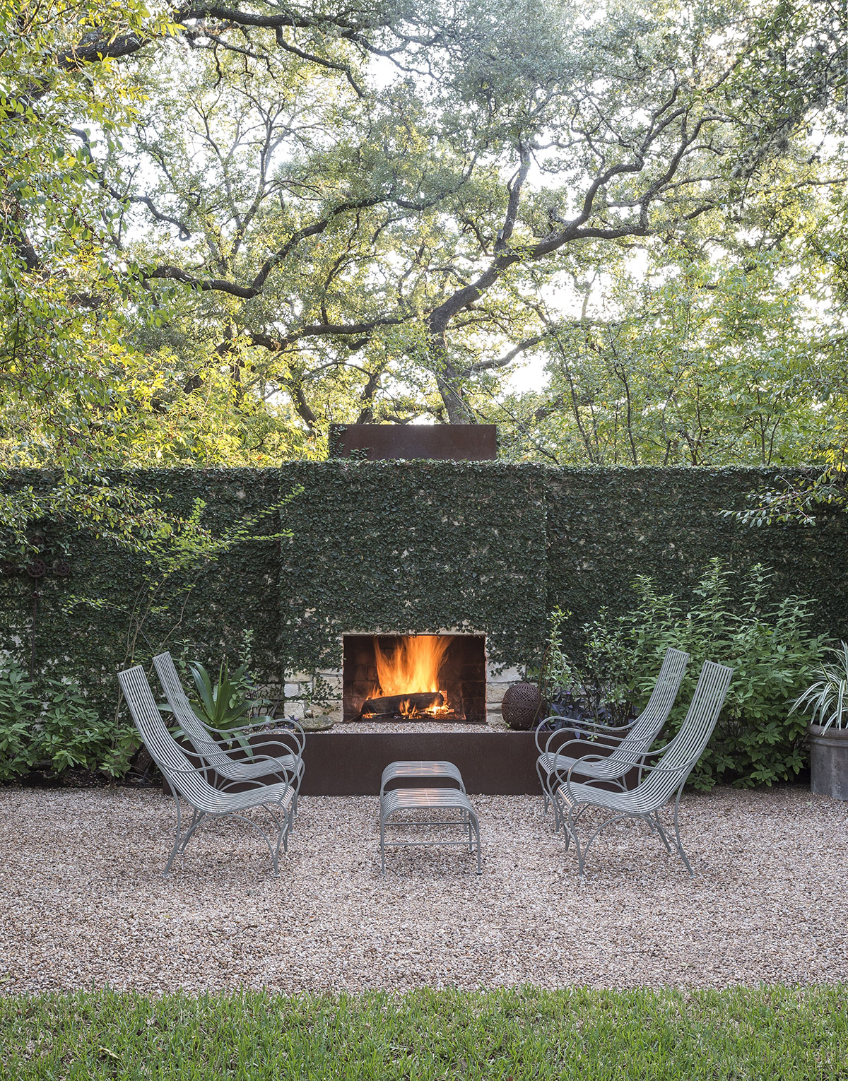 Top 70 Best Modern Patio Ideas - Contemporary Outdoor Designs | Modern  outdoor kitchen, Modern small house design, House design