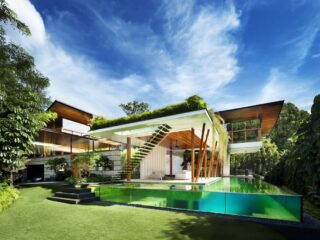 Dynamic Home With Roof Gardens & Water Courtyard