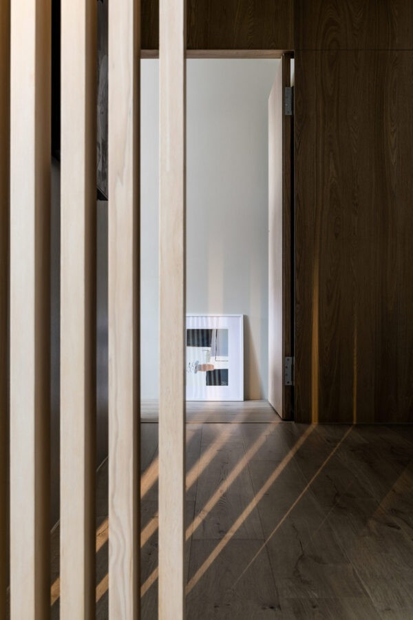 slatted room divider Interior Design Ideas