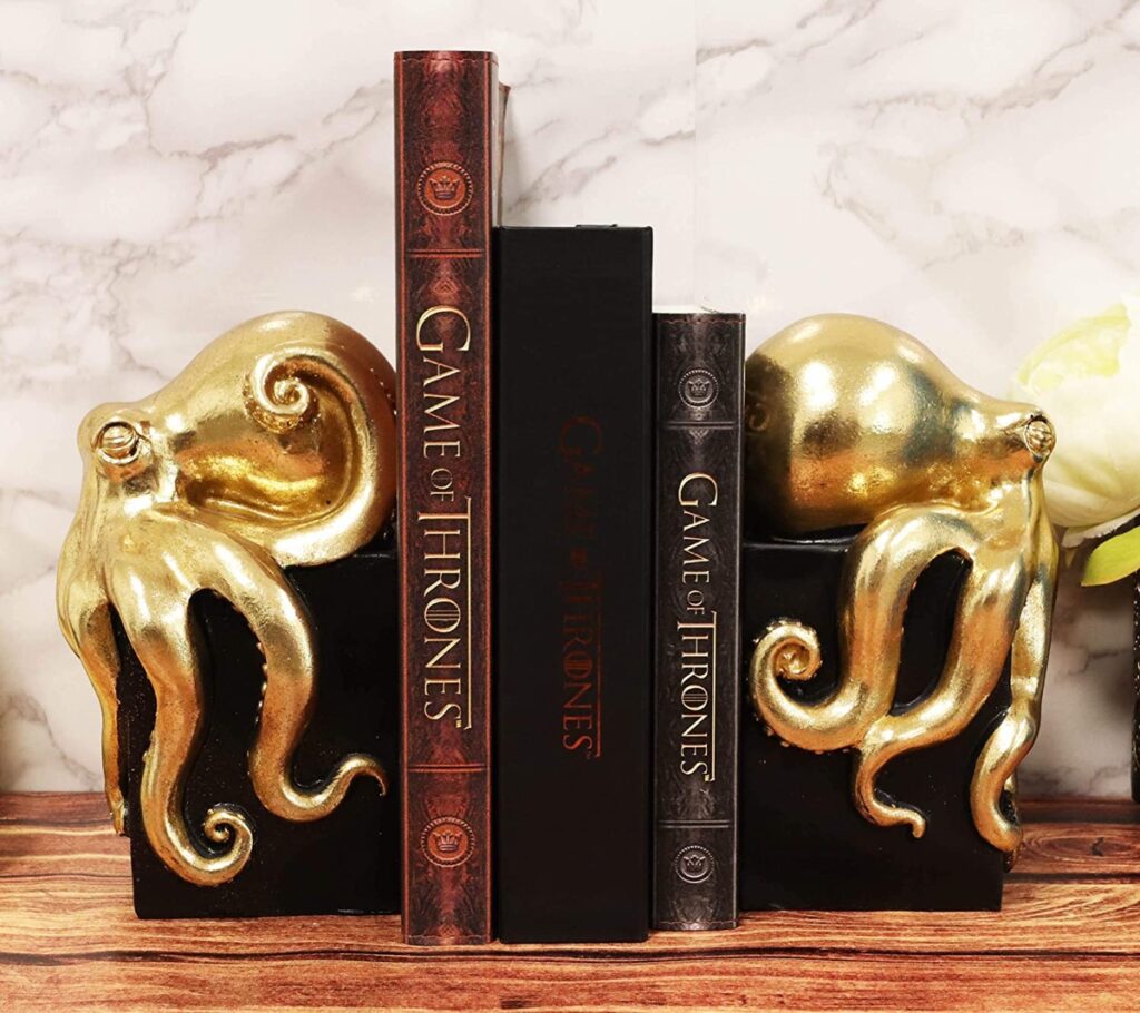 blackandgoldoctopusbookends Interior Design Ideas