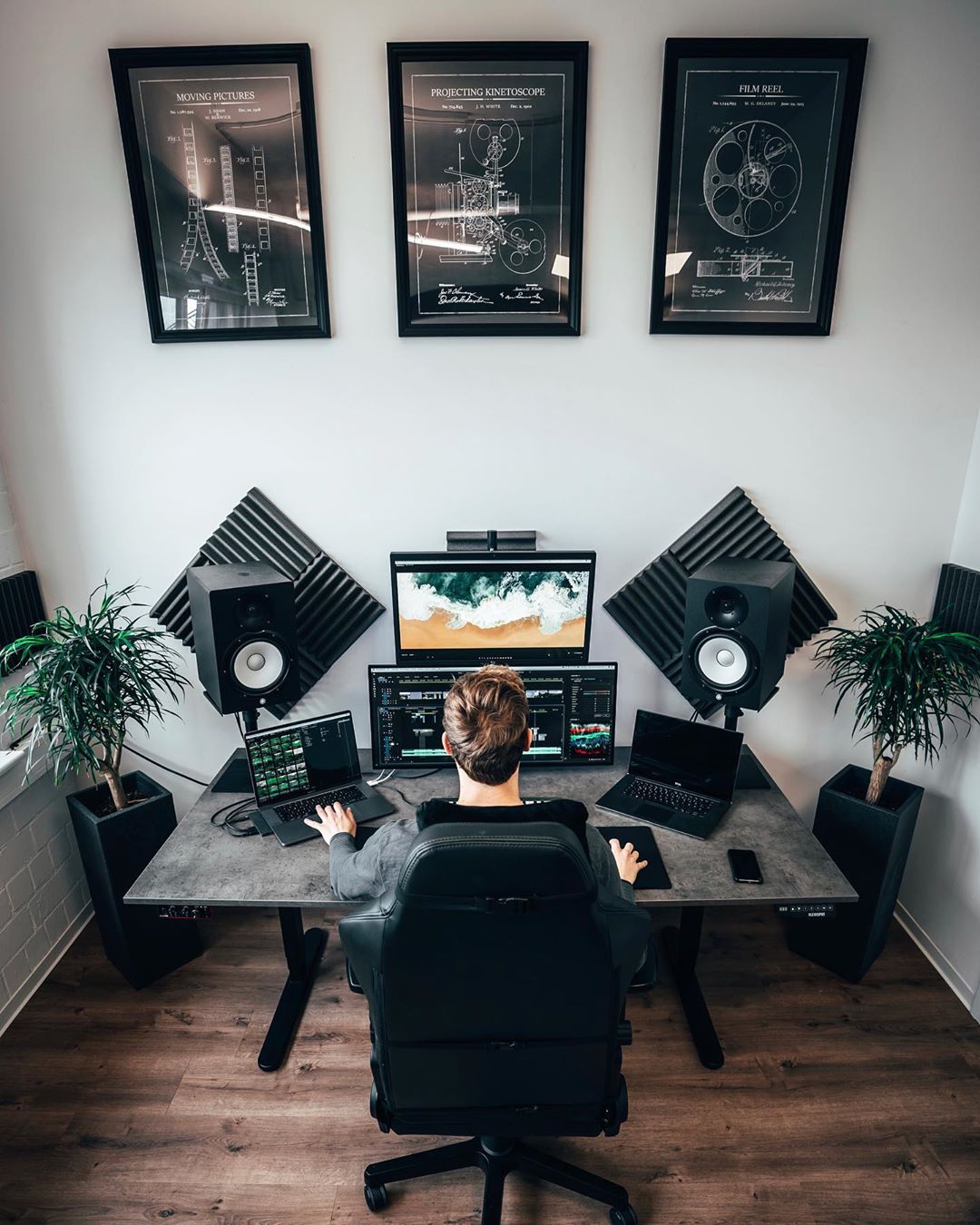 Sound system for your desk