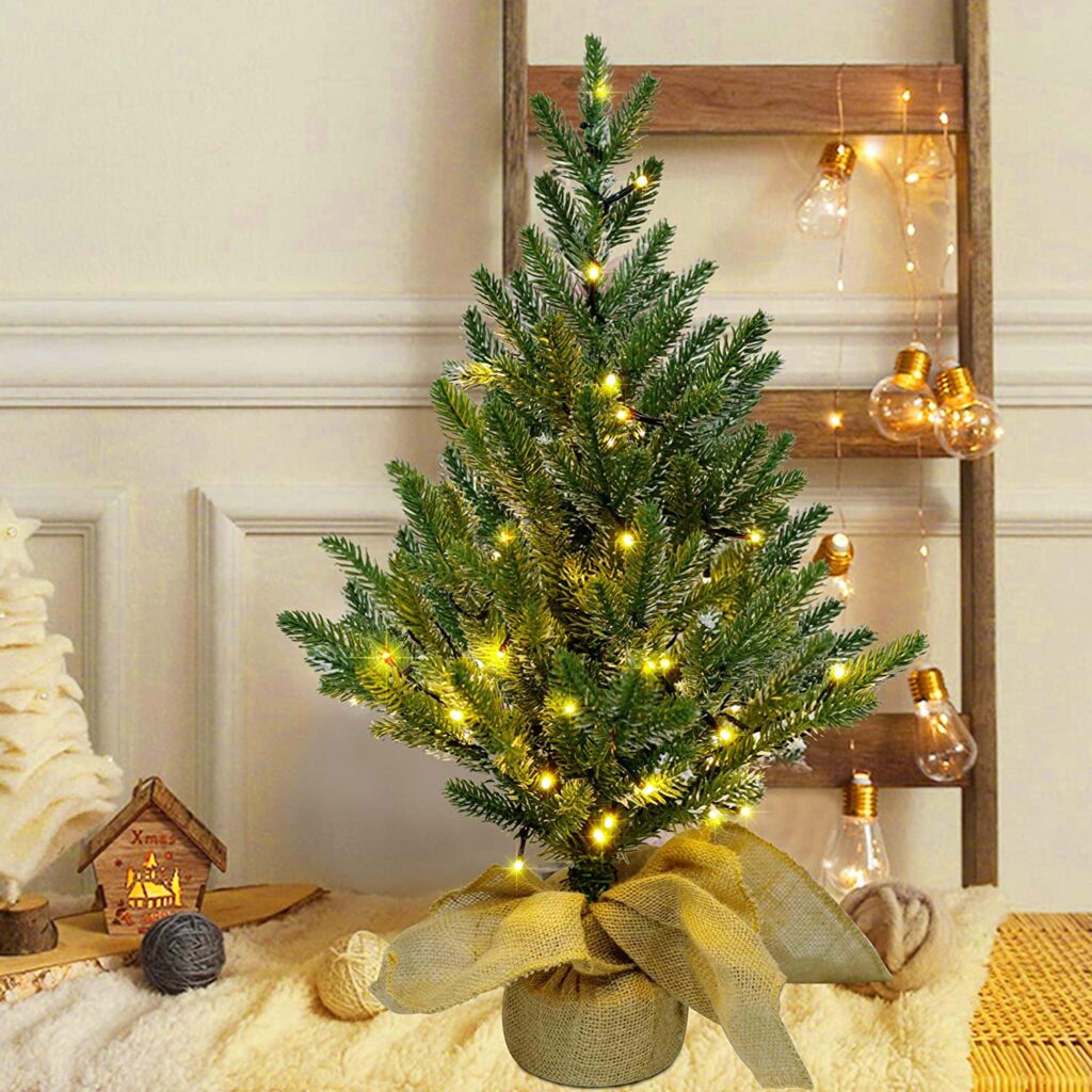 Fairy Lights Christmas Tree Interior Design Ideas