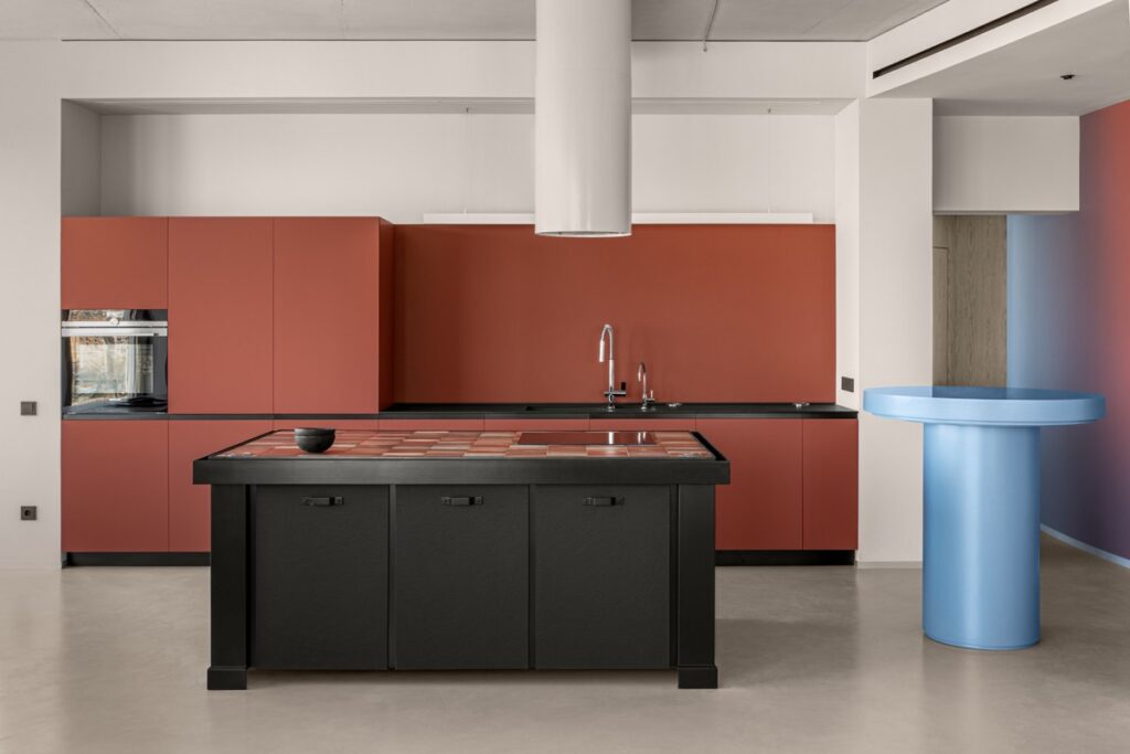 51 Inspirational Red Kitchens With Tips & Accessories To Help You ...
