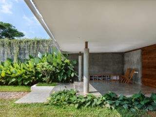 A Lush Modern Tropical House In Kerala With Indoor Greenery