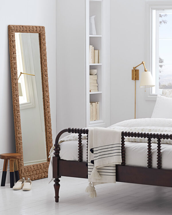 51 Full Length Mirrors to Flatter Your Decor and Your Outfits