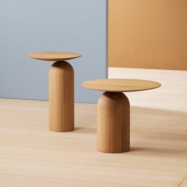 Round discount decorative table