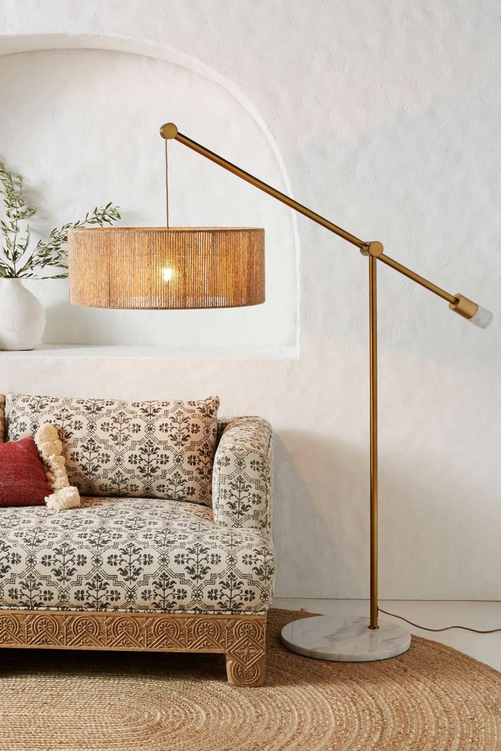 51 Floor Lamps for Your Living Room – Stylish Illumination Awaits