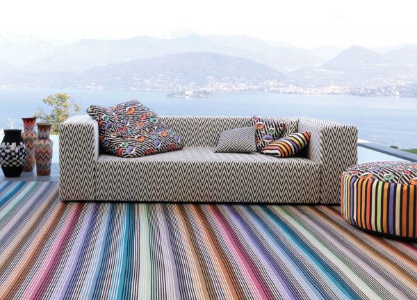 https://www.home-designing.com/wp-content/uploads/2022/01/designer-outdoor-patio-rug-rainbow-stripes-pastel-decorations-high-end-missoni-home-luxury-large-rugs-for-poolside-patio-balcony-gorgeous-colorful-outside-decor-ideas-600x432.jpg