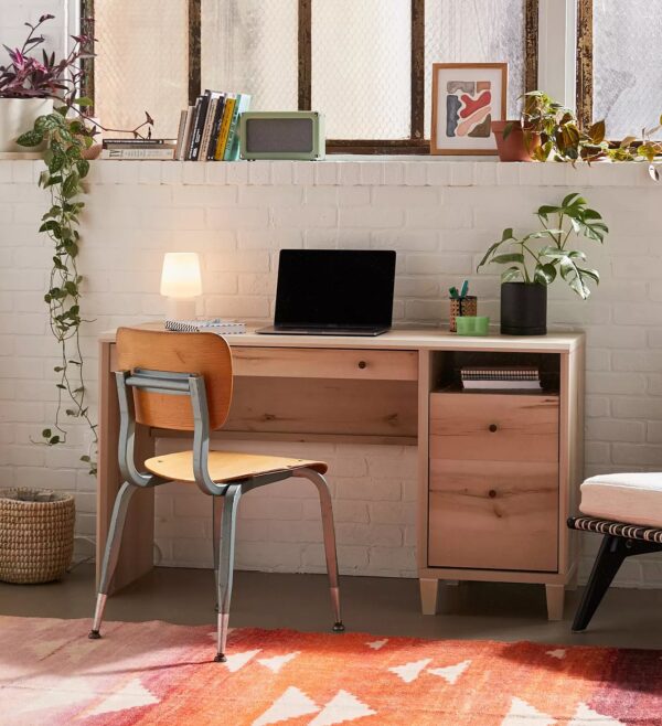 51 Wooden Desks for Timeless Style and Endless Productivity