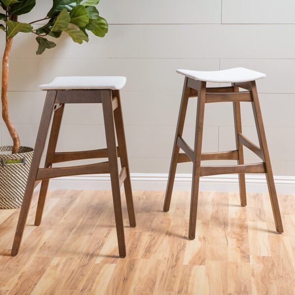 Wooden Bar Stools For Timeless Kitchen