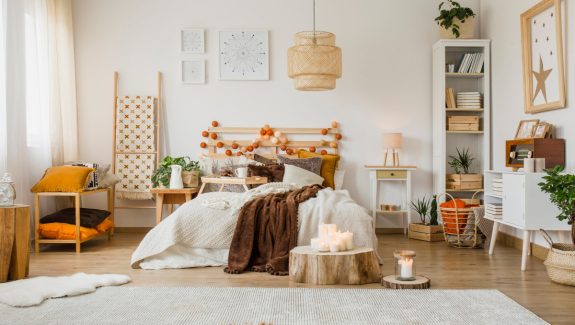 51 Boho Bedrooms With Ideas, Tips And Accessories To Help You Design Yours