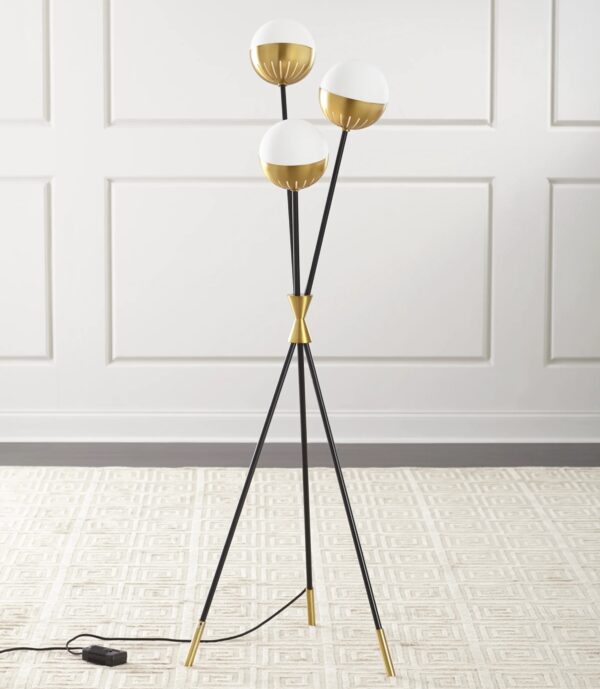 51 Gold Floor Lamps for Glamorous Illumination Anywhere