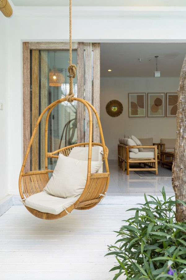 hanging chair | Interior Design Ideas