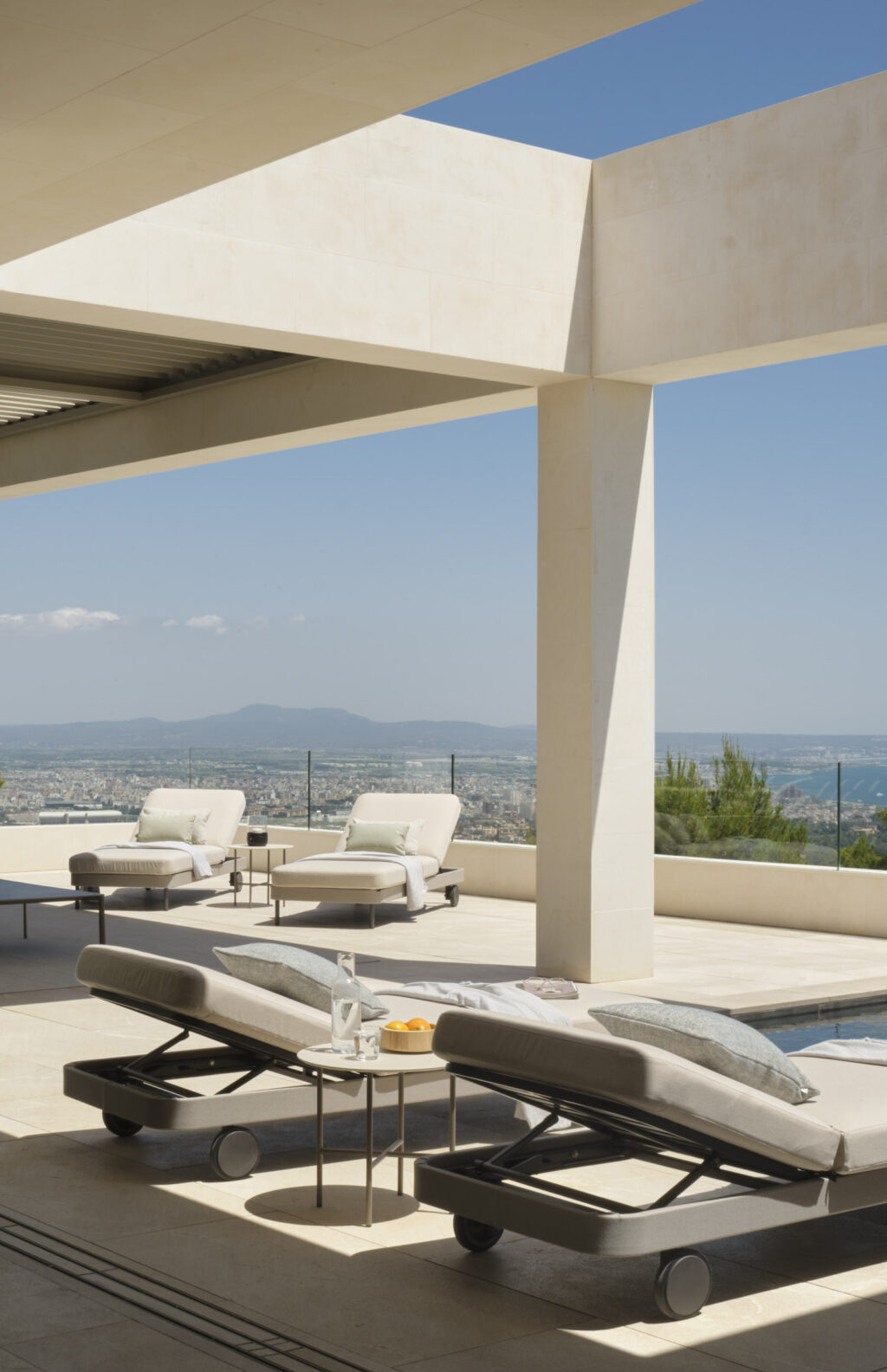 Luxury Home With Infinity Pool in Mallorca, Spain [Video]