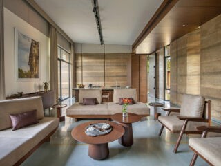 A Modern Rammed Earth House That Emphasizes Sustainability [Video]