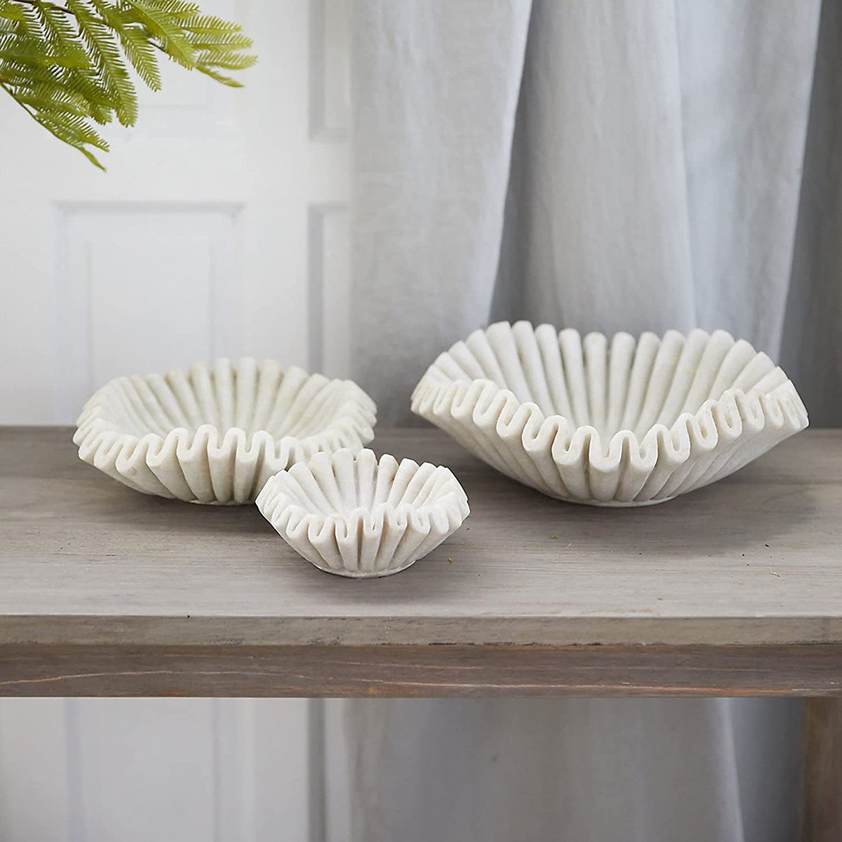 Set of Ruffled Marble Bowls