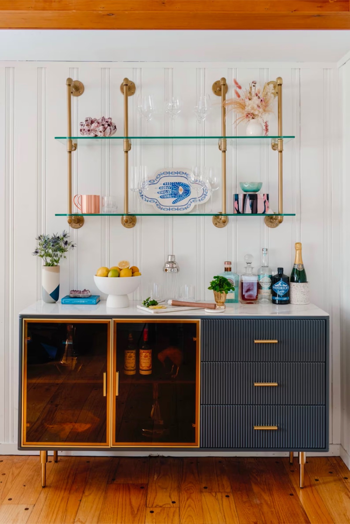 Freestanding shop home bar