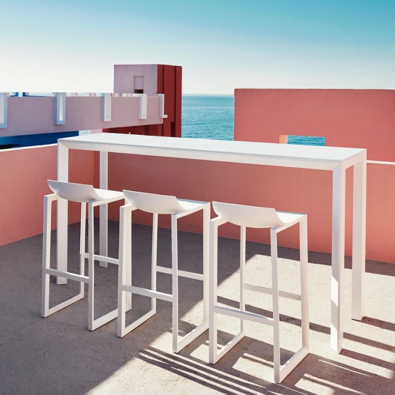 51 Outdoor Bar Stools to Refresh Your Patio