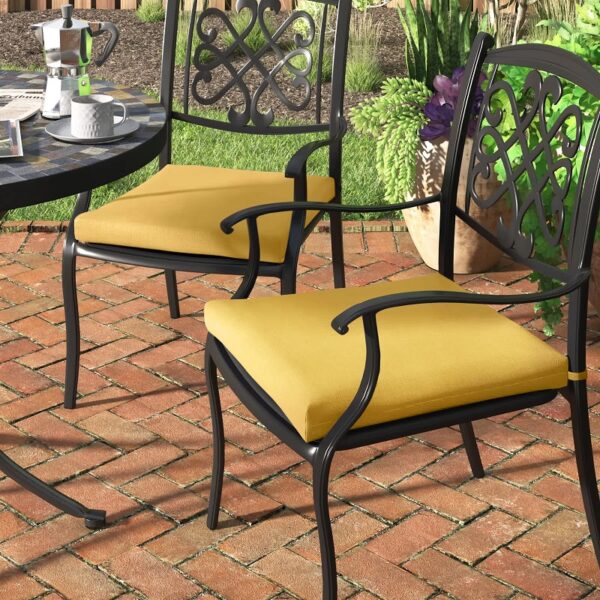 51 Outdoor Cushions for a Stylish Patio Furniture Refresh