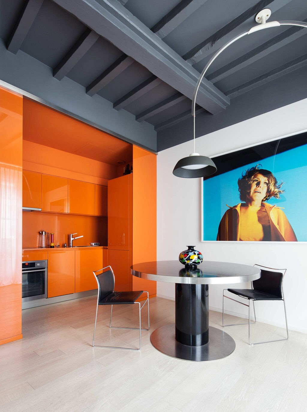 40 Orange Kitchen Designs With Tips & Accessories To Help You Decorate ...