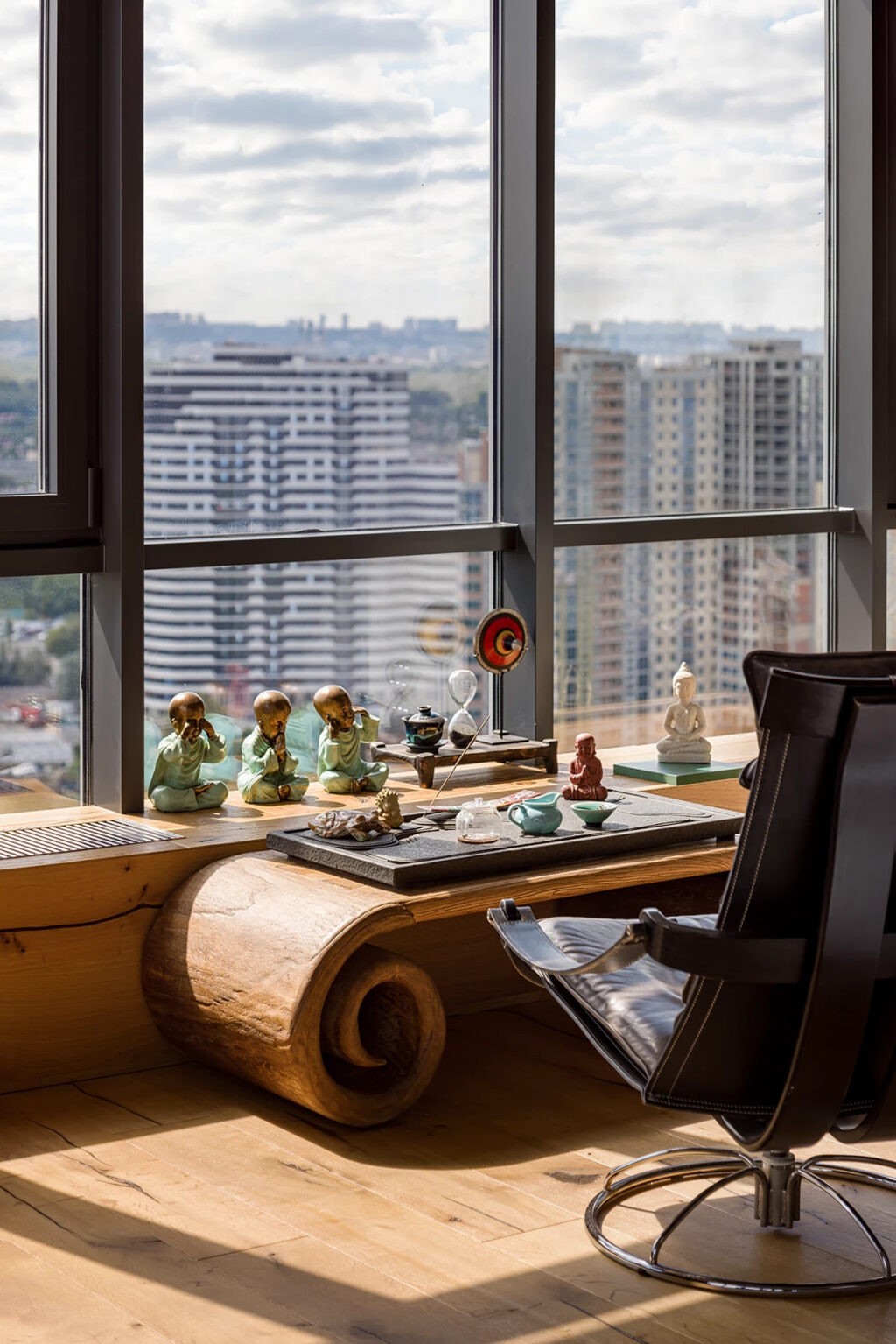 A Gorgeous Kyiv Apartment Where Cultures Converge