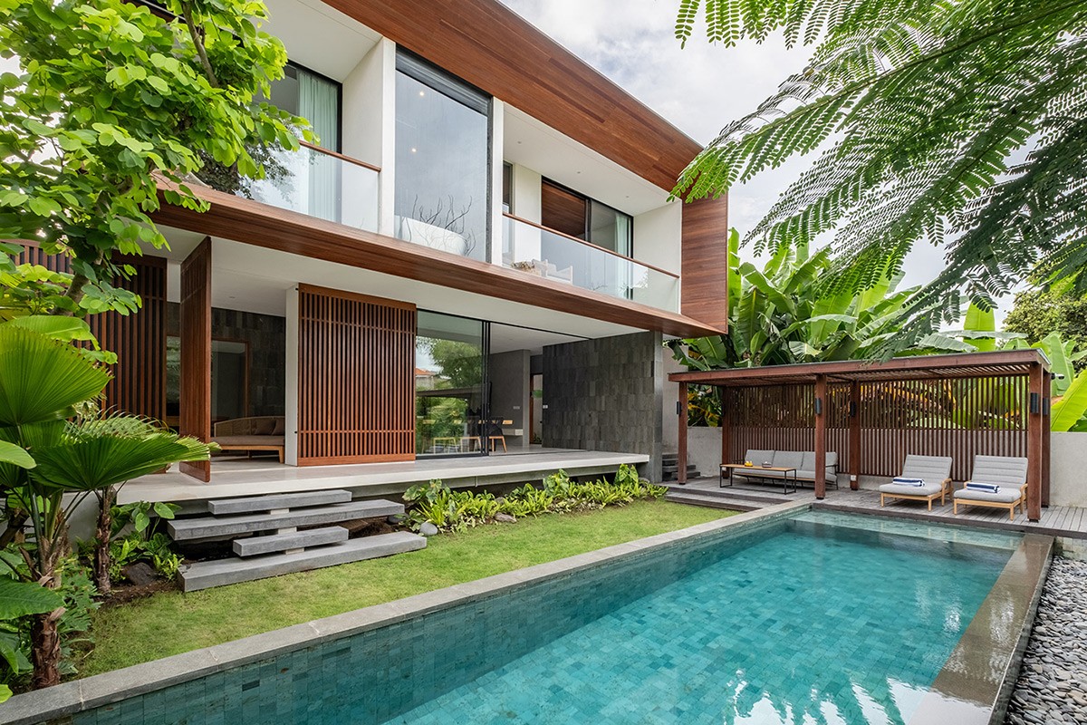 A Bali Villa Haven Embracing Green Spaces