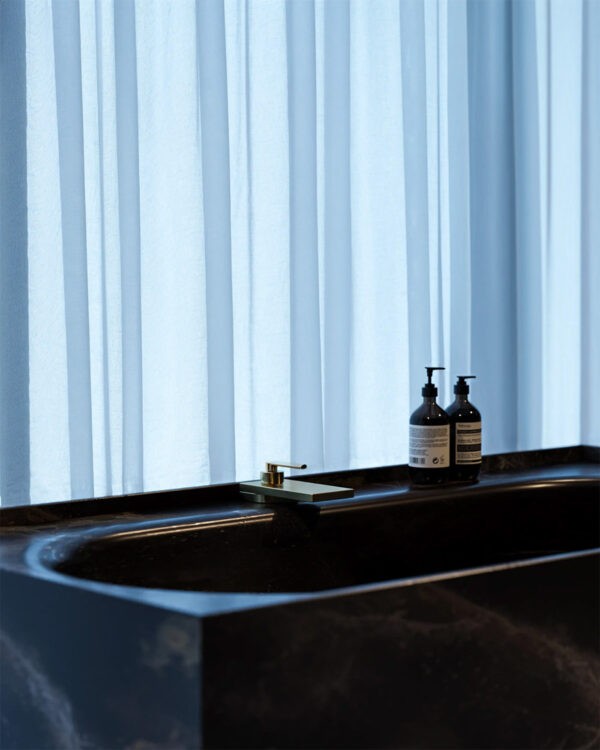 Restrained Luxury: A Tour of a Chic, Compact Manhattan Penthouse [Video]