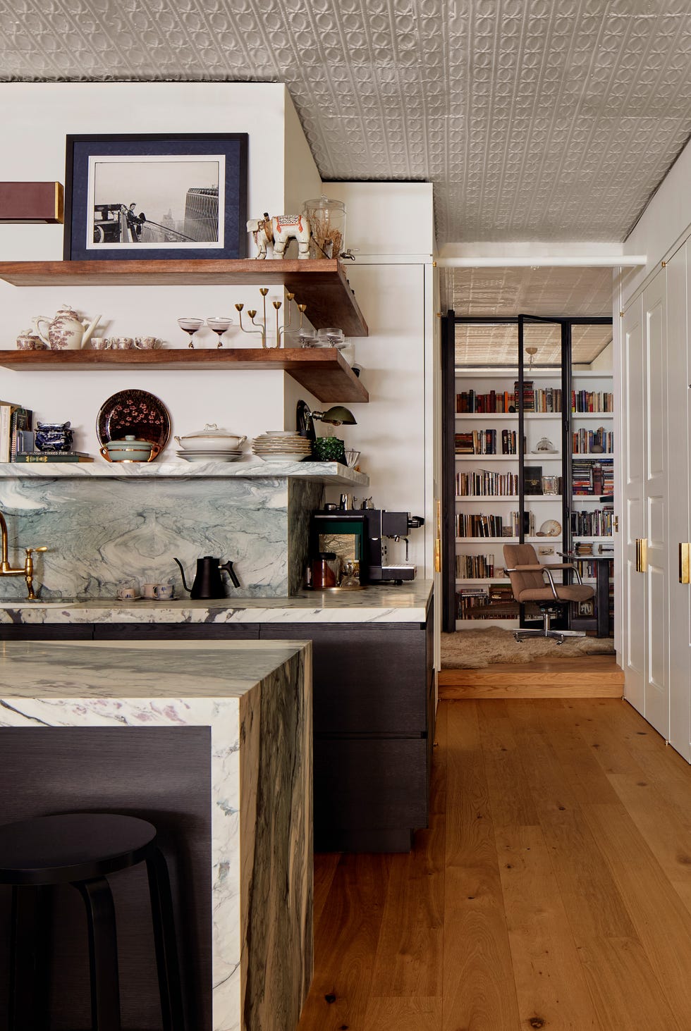 How to Style Open Shelving Without the Clutter: 14 Simple Tips