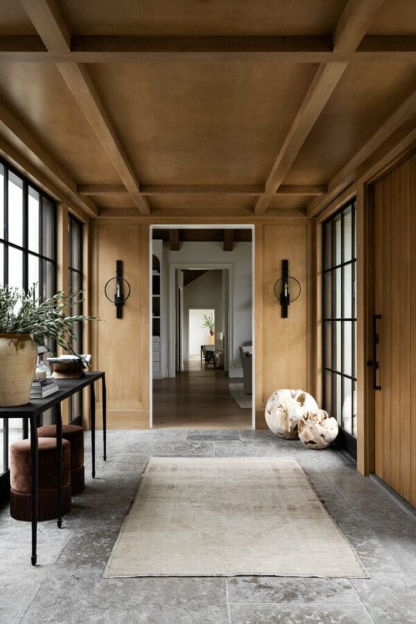 dominat wood tone