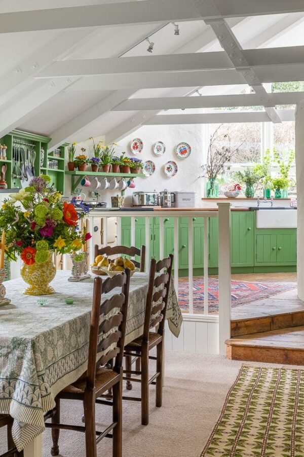 open shelving ideas green