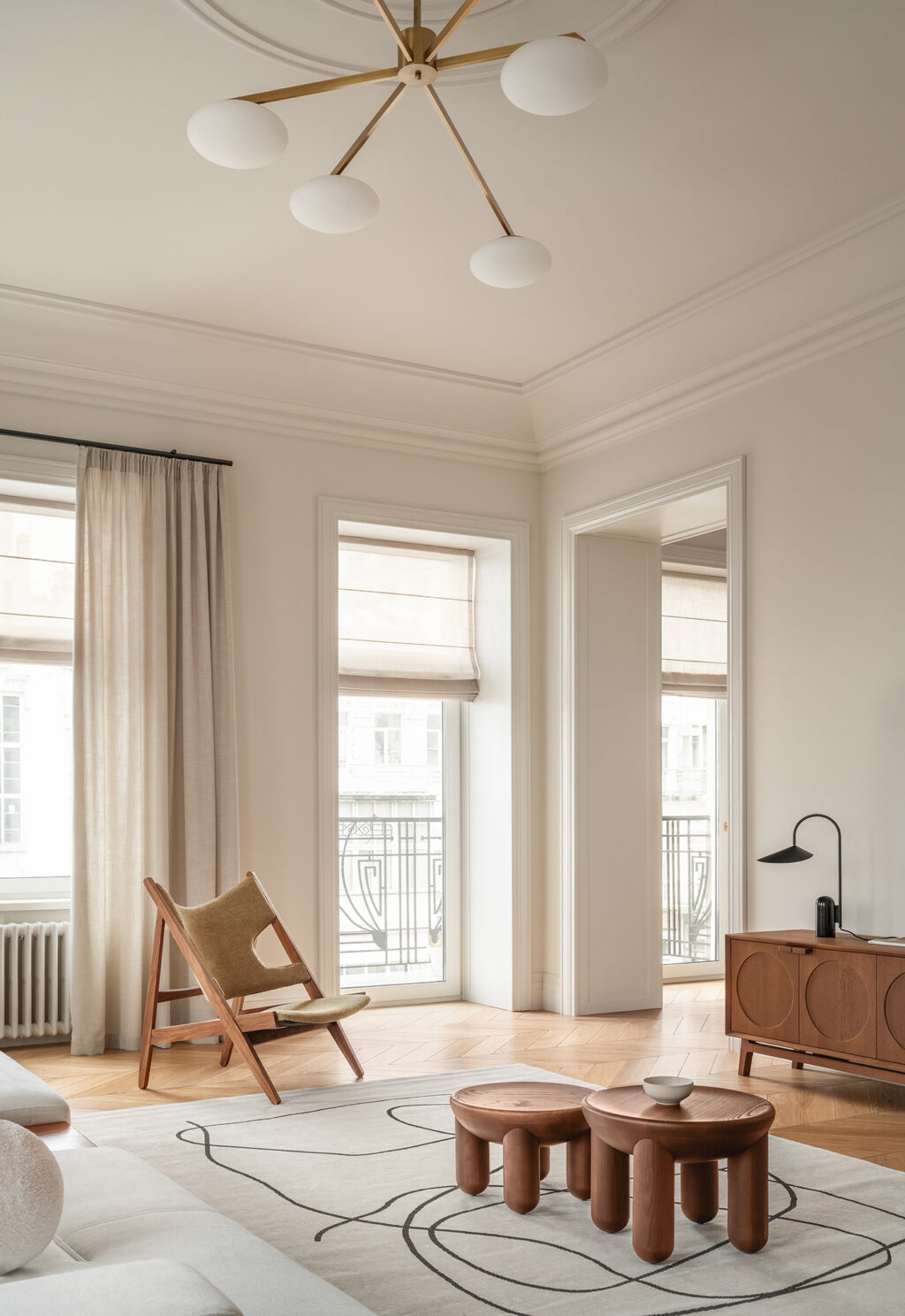 rug with lines